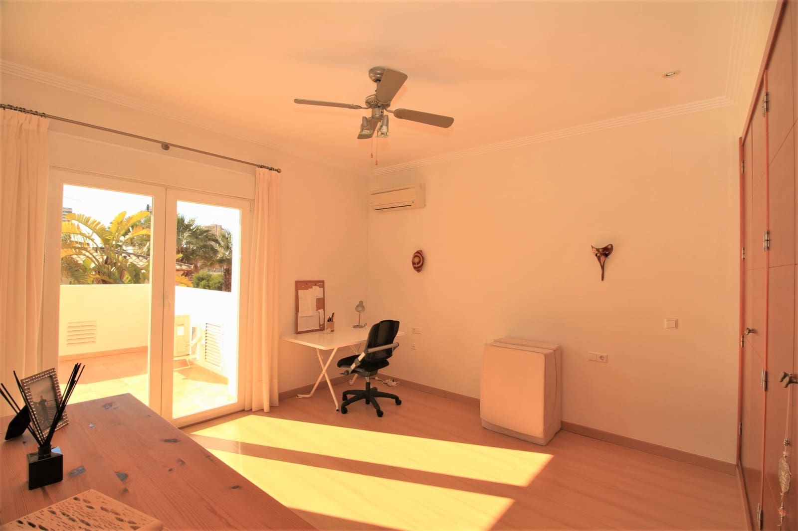 6 Zimmer Villa zu verkaufen in Calpe / Calp mit Pool Garage - 790.000 € (Ref: 7380982)