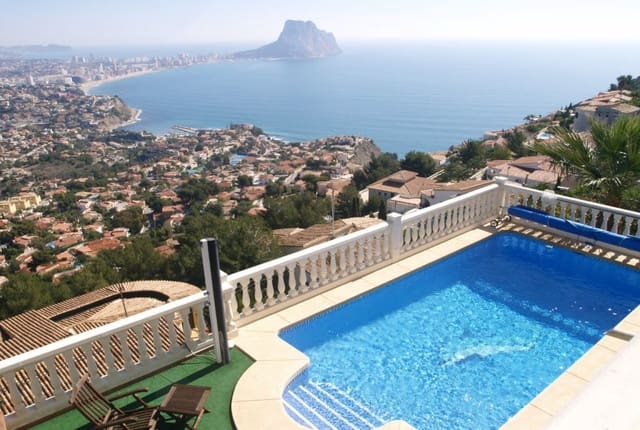 3 Zimmer Villa zu verkaufen in Calpe / Calp mit Pool - 750.000 € (Ref: 7422909)