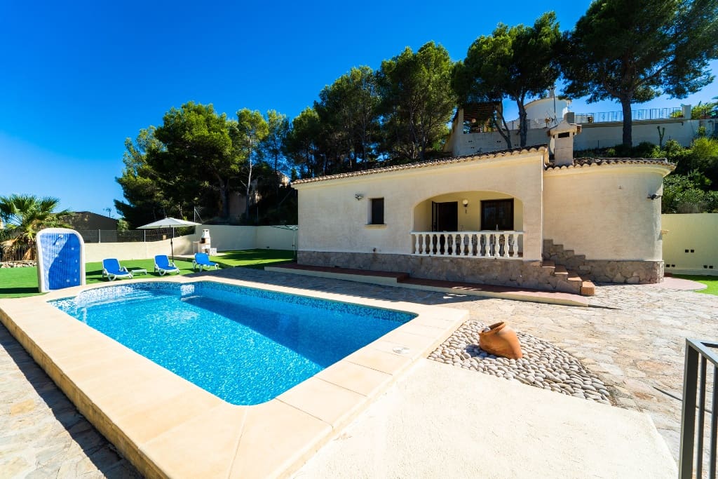 3 bedroom Villa for sale in Calpe / Calp with pool - € 435,000 (Ref: 7430917)