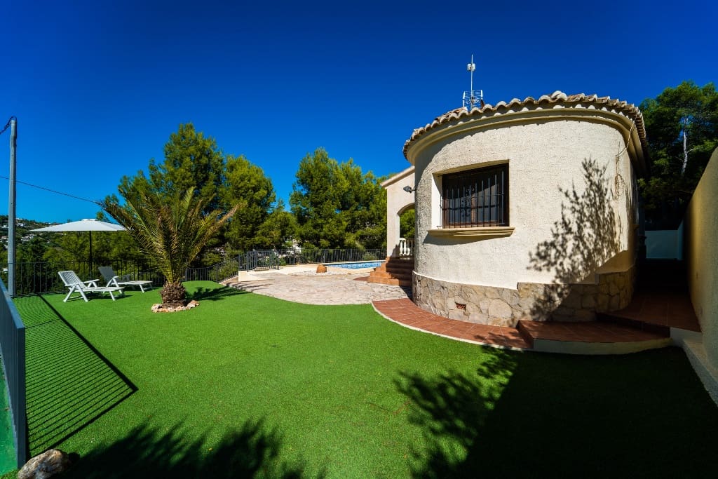 3 bedroom Villa for sale in Calpe / Calp with pool - € 435,000 (Ref: 7430917)