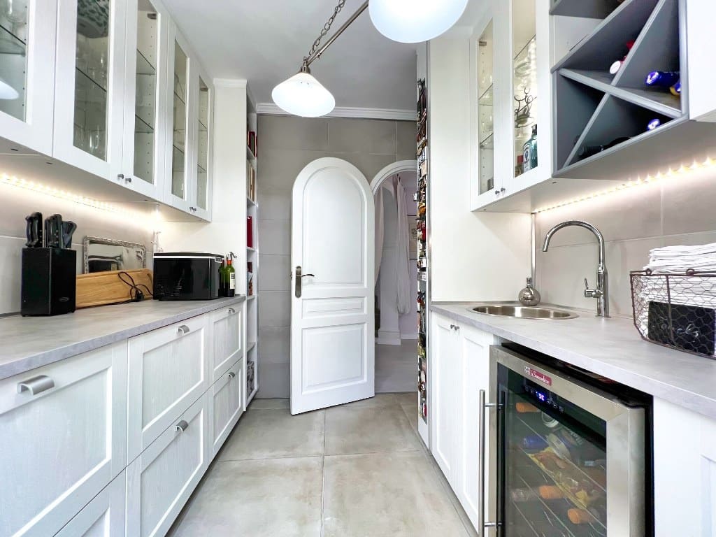 4 Zimmer Villa zu verkaufen in Calpe / Calp mit Pool Garage - 750.000 € (Ref: 8422361)