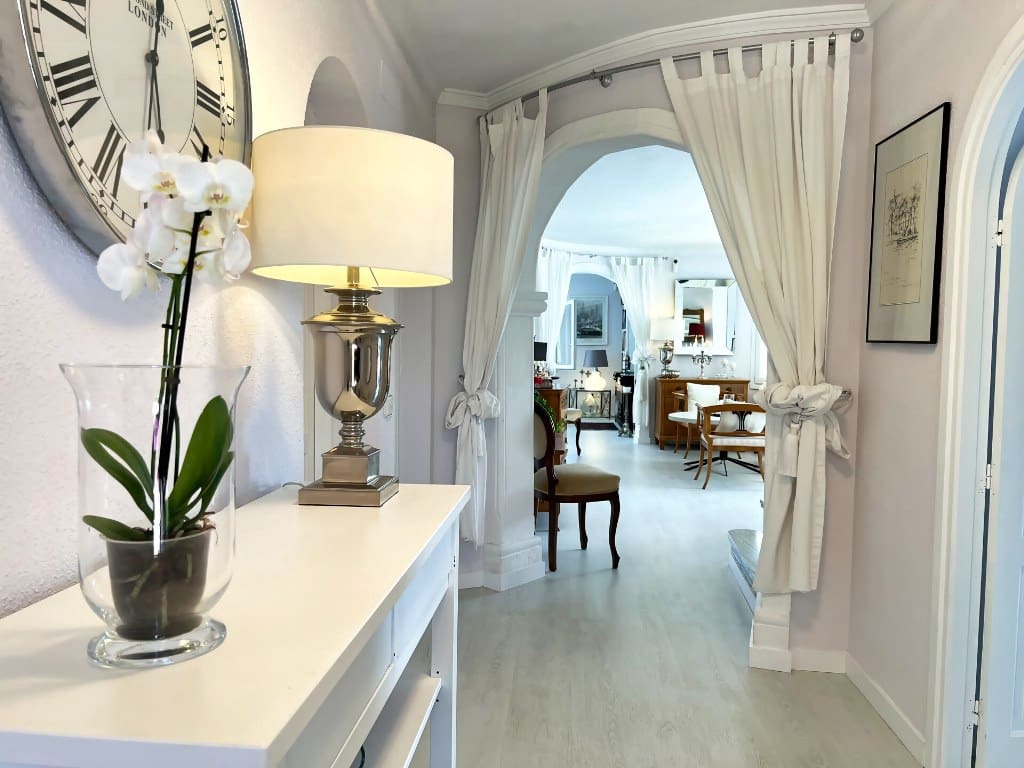 4 Zimmer Villa zu verkaufen in Calpe / Calp mit Pool Garage - 750.000 € (Ref: 8422361)