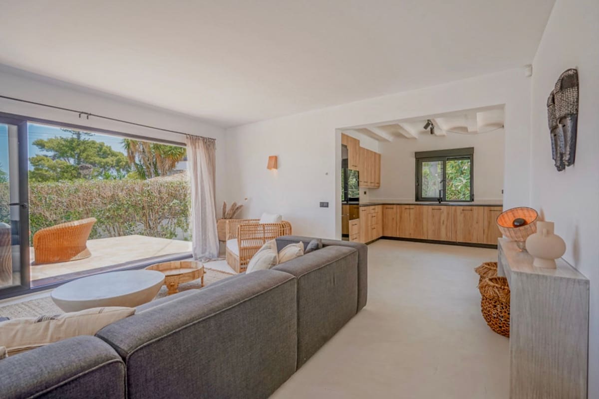 4 Zimmer Villa zu verkaufen in Javea / Xabia mit Pool Garage - 185.000 € (Ref: 8688624)