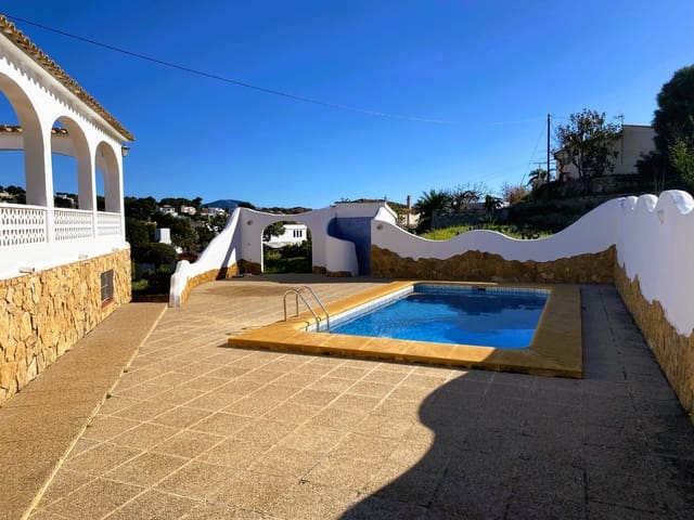 Chalet de 6 habitaciones en Benissa en venta con piscina garaje - 990.000 € (Ref: 8868206)
