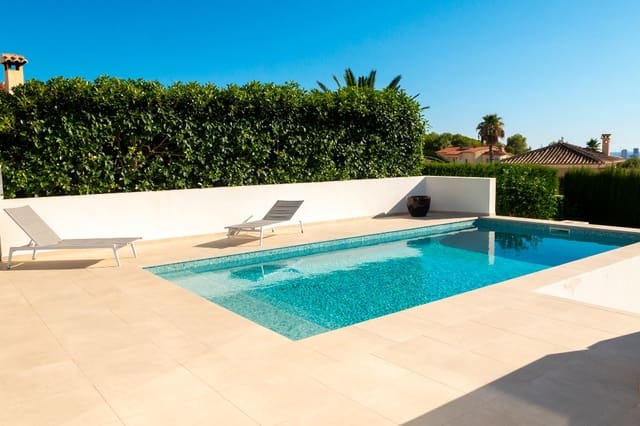 4 Zimmer Villa zu verkaufen in Calpe / Calp mit Pool Garage - 1.380.000 € (Ref: 9282982)