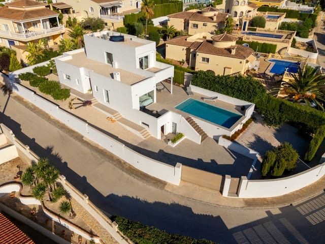 4 Zimmer Villa zu verkaufen in Calpe / Calp mit Pool Garage - 1.380.000 € (Ref: 9282982)