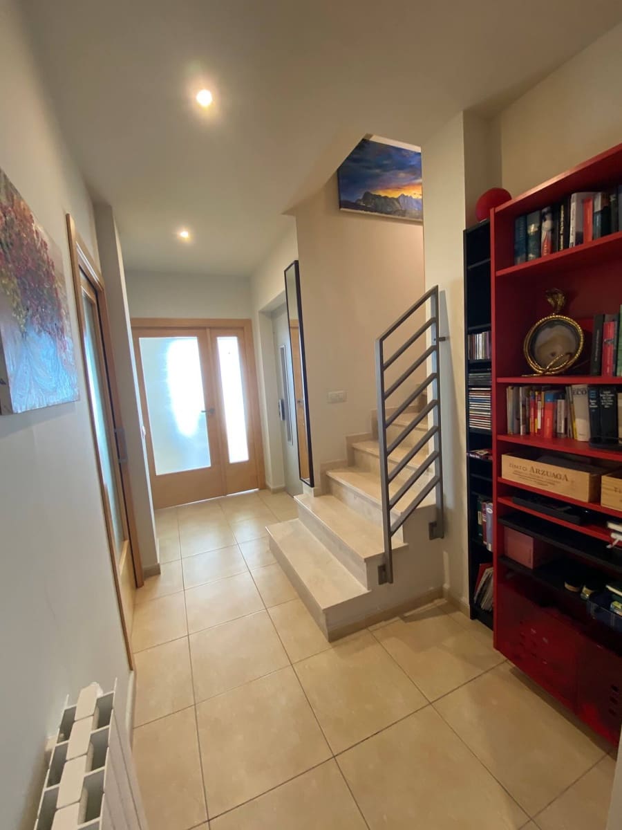 3 sovrum Radhus till salu i Benissa med pool garage - 370 000 € (Ref: 9401975)