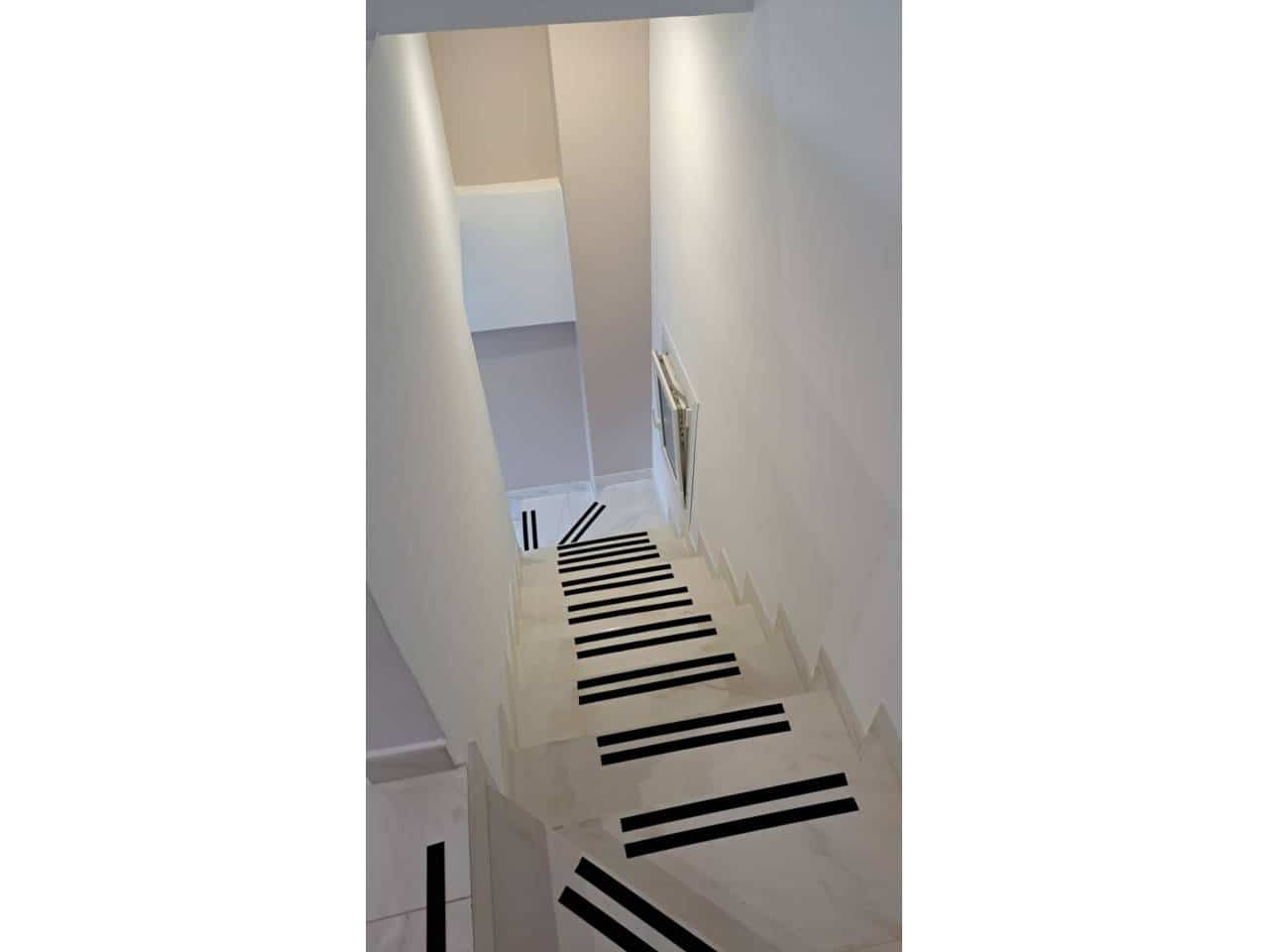 Commercial for sale in Madrid city - € 350,000 (Ref: 10042414)