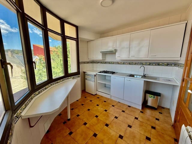 3 quarto Apartamento para arrendar em Collado Mediano - 1 200 € (Ref: 10042416)