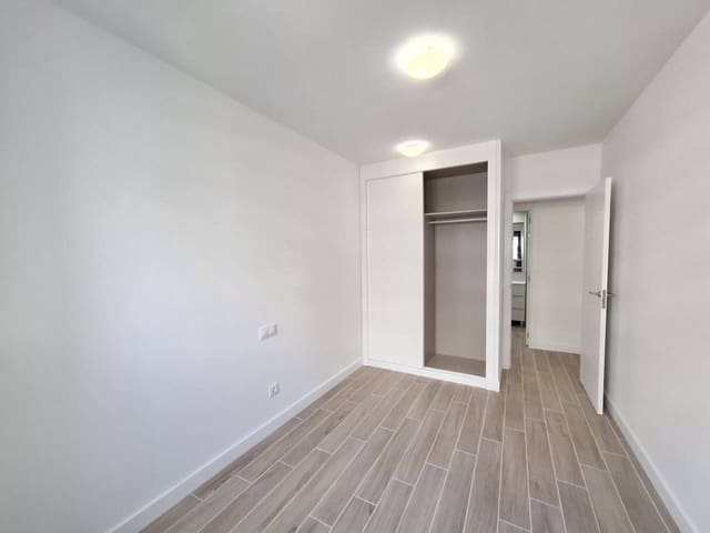 Piso de 2 habitaciones en El Cañaveral, Madrid ciudad en alquiler con piscina garaje - 1.350 € (Ref: 10048652)
