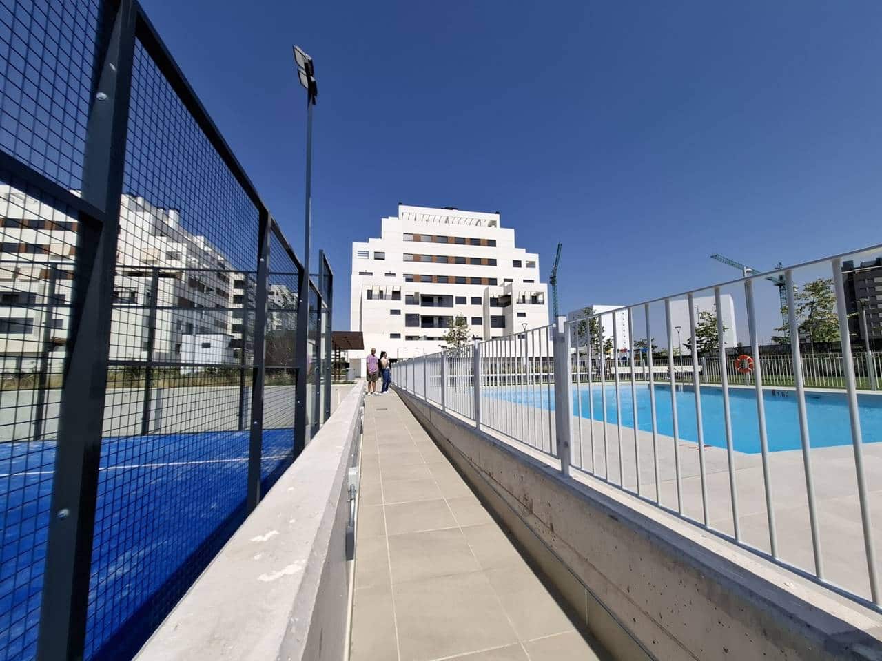 2 sypialnia Mieszkanie do wynajęcia w Miasto Madryt z basenem garażem - 1 350 € (Ref: 10048652)