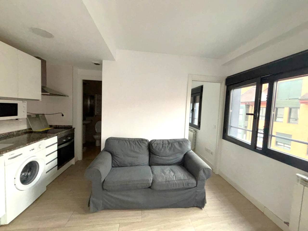 1 bedroom Flat for rent in Madrid city - € 1,300 (Ref: 10054566)