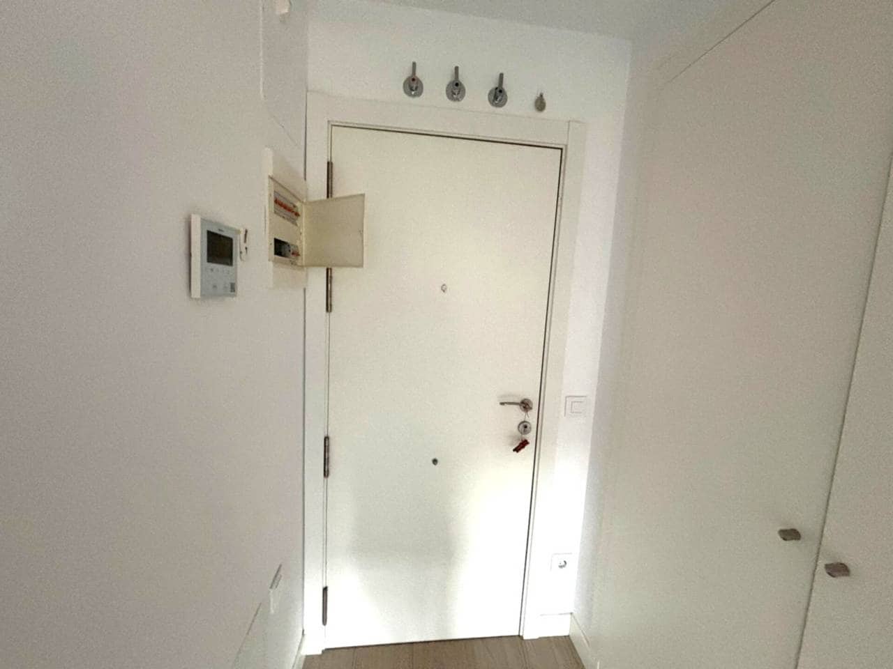 1 bedroom Flat for rent in Madrid city - € 1,300 (Ref: 10054566)