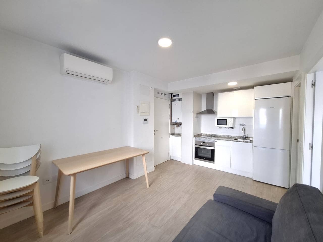1 bedroom Flat for rent in Madrid city - € 1,300 (Ref: 10054566)