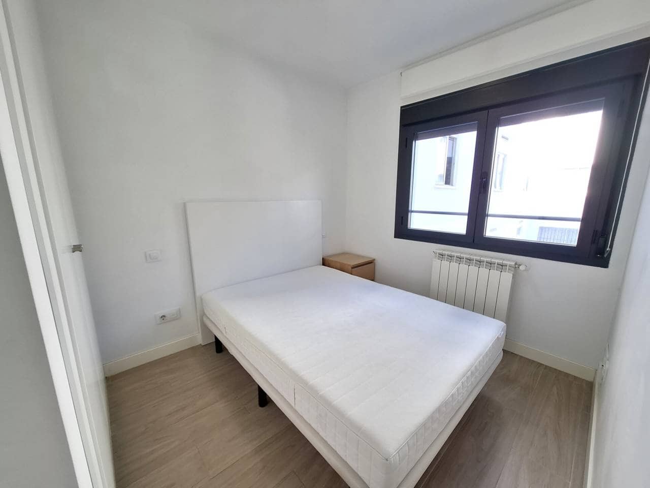 1 bedroom Flat for rent in Madrid city - € 1,300 (Ref: 10054566)