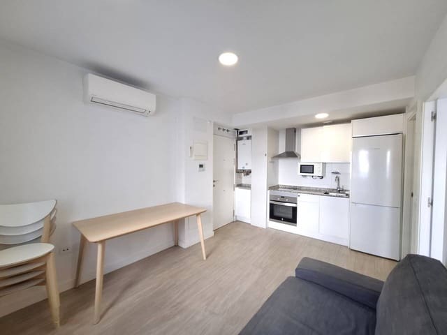 1 sypialnia Mieszkanie do wynajęcia w Miasto Madryt - 1 300 € (Ref: 10054566)