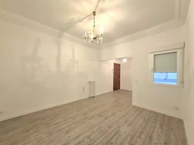 3 soverom Leilighet til leie i Madrid by - € 2 300 (Ref: 10170398)