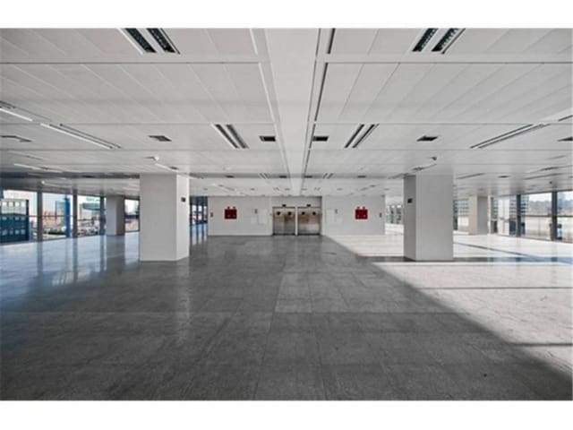 Toimisto vuokrattavana paikassa Valverde, Madrid kaupunki - 27 359 € (Ref: 3856857)