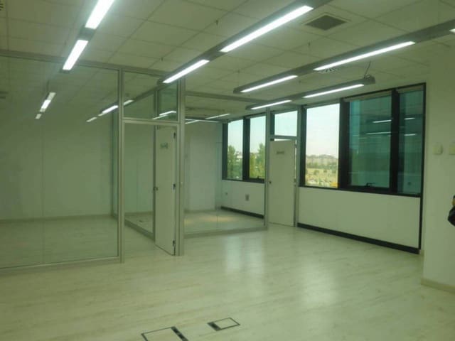 Kontor til leje i La Moraleja, Alcobendas med garage - € 1.287 (Ref: 3857403)