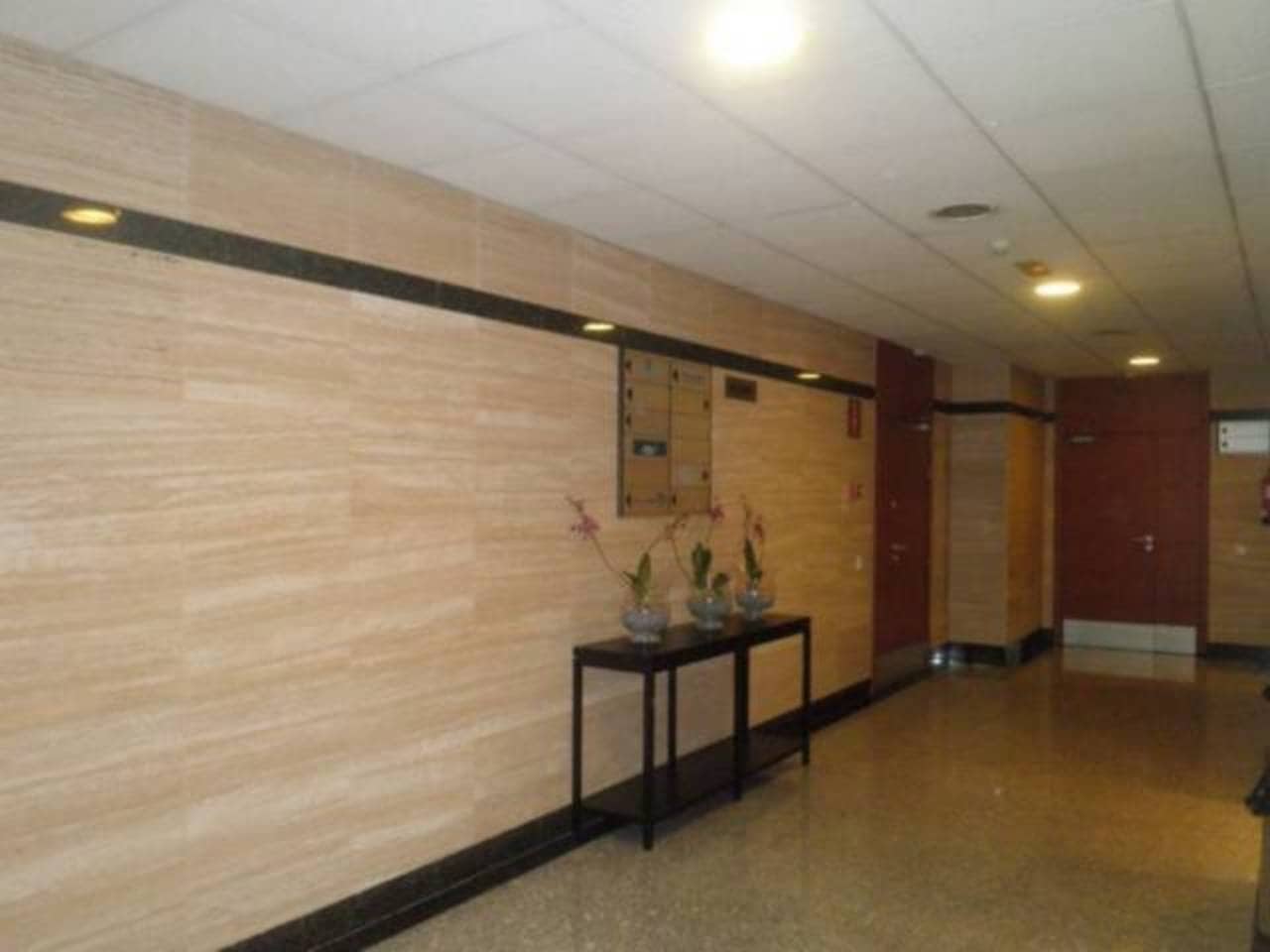 Kontor til leje i La Moraleja med garage - € 3.900 (Ref: 3921165)