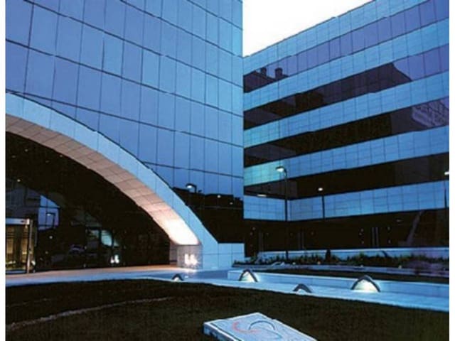 Office for rent in La Moraleja, Alcobendas with garage - € 3,900 (Ref: 3921165)