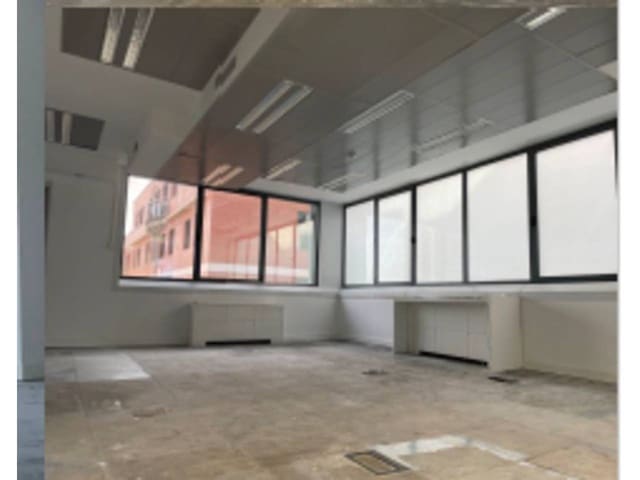 Kontor til leie i Rejas, Madrid by med garasje - € 13 573 (Ref: 3960286)