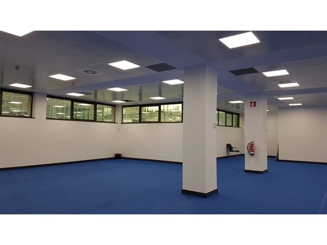 Office for rent in La Moraleja, Alcobendas with garage - € 59,400 (Ref: 4053508)