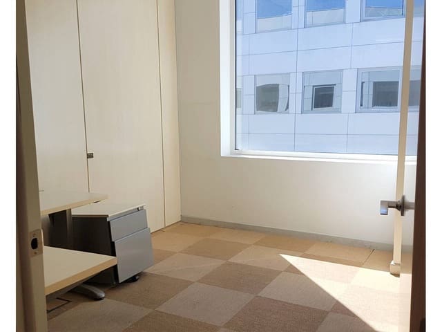 Kantoor te huur in Las Rozas de Madrid met garage - € 7.588 (Ref: 4053509)