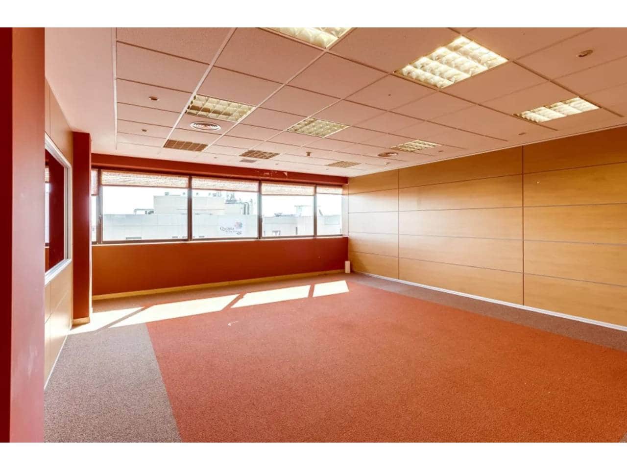 Kontor att hyra i Madrid stad med garage - 45 875 € (Ref: 4461742)