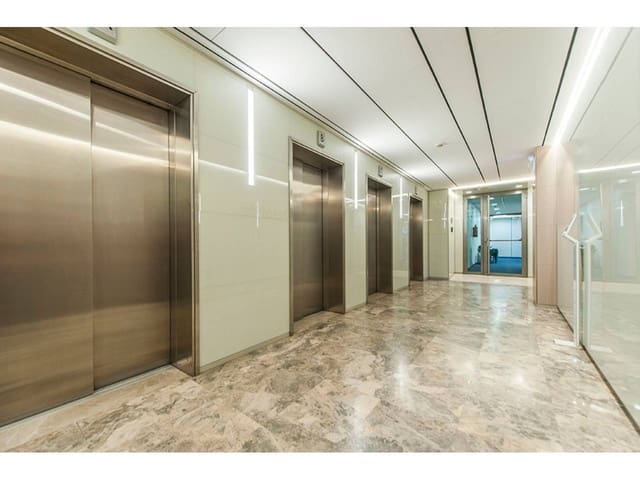 Erhverv til leje i Cuatro Caminos, Madrid by - € 41.614 (Ref: 4461744)