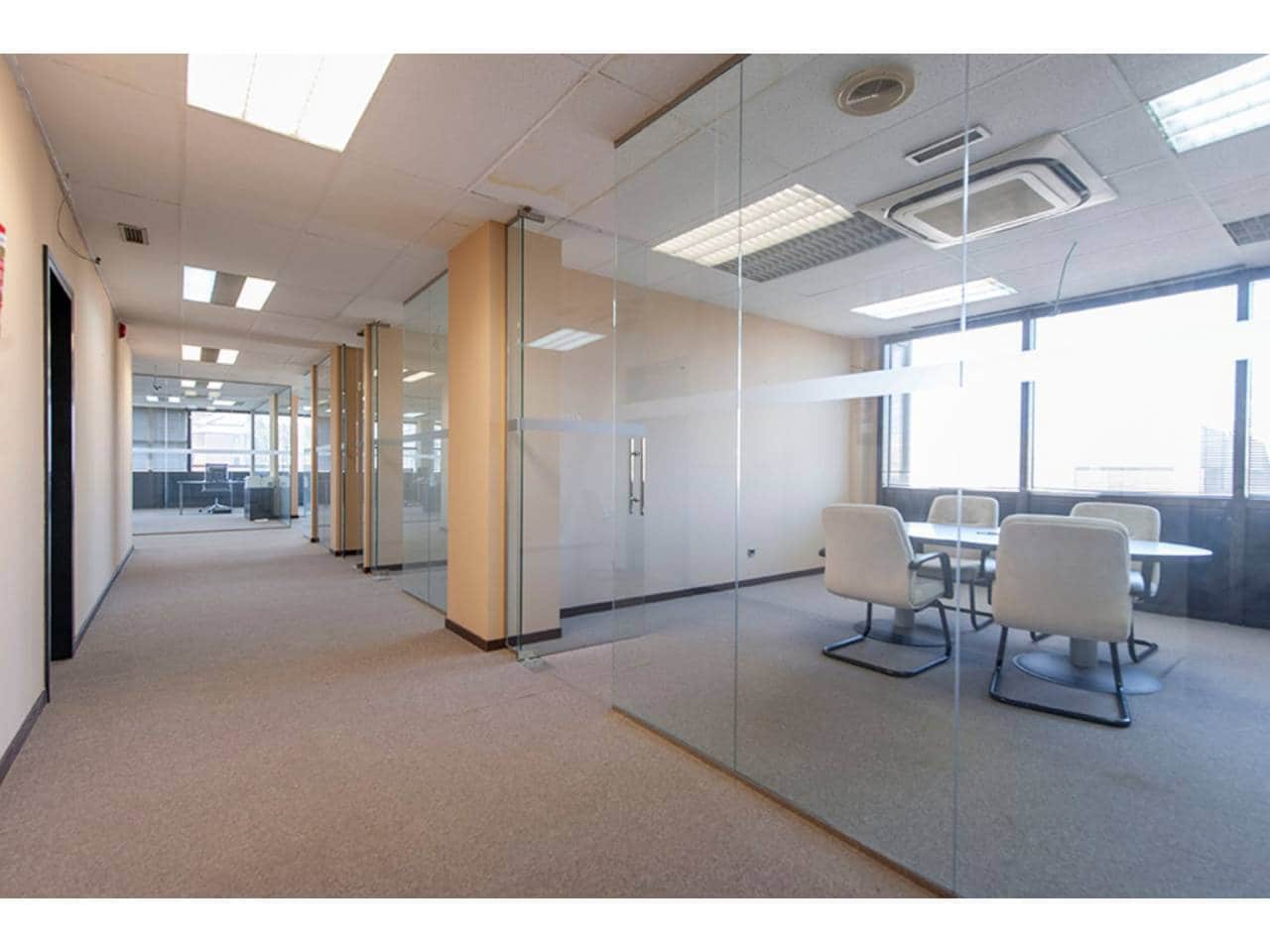 Kontor til leie i Madrid by - € 21 350 (Ref: 4606889)