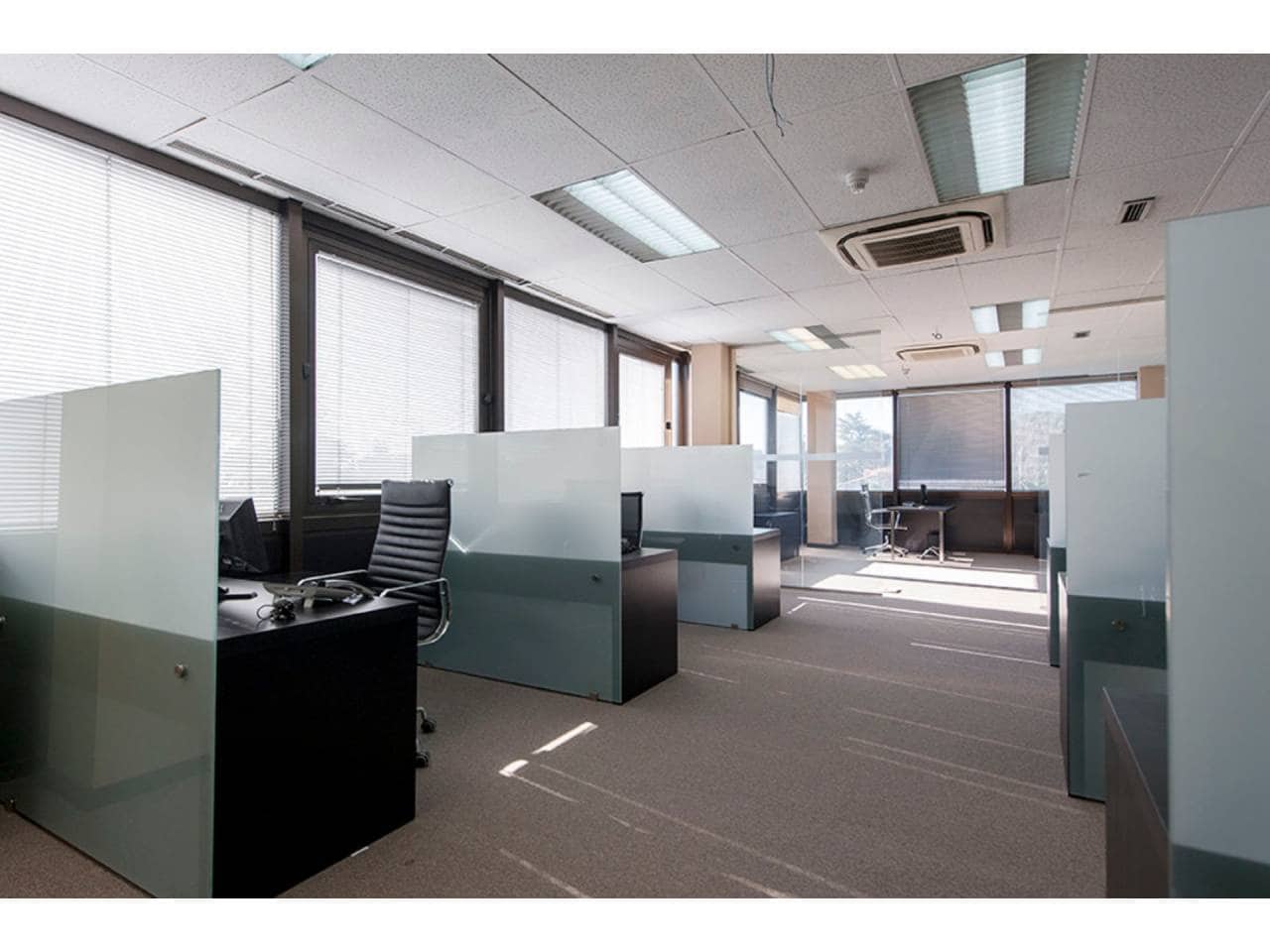 Kontor til leie i Madrid by - € 21 350 (Ref: 4606889)