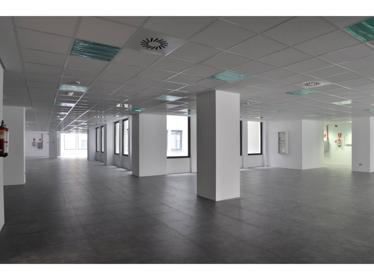 Bureau à louer à Madrid ville - 15 600 € (Ref: 4698787)