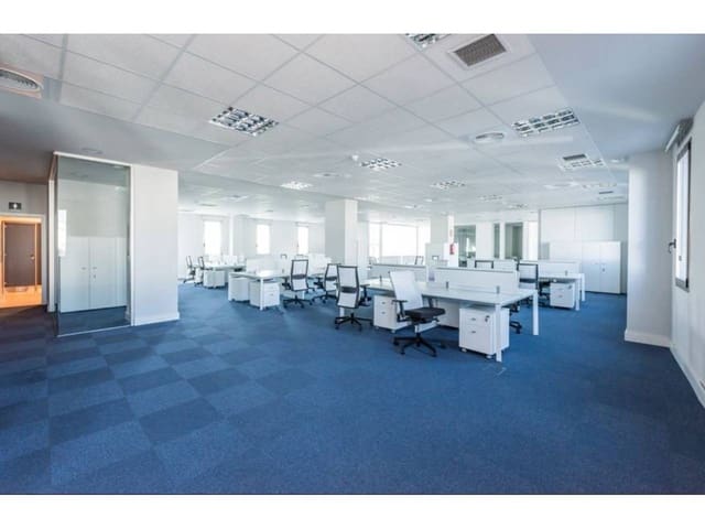 Ufficio da affittare in Valverde, Madrid città - 13.806 € (Rif: 5001931)