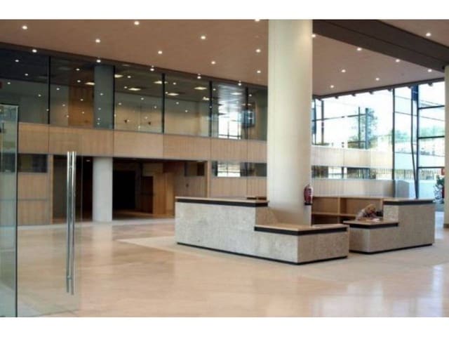 Kontor til leje i La Moraleja, Alcobendas med garage - € 37.900 (Ref: 5416100)