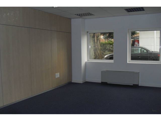 Kontor att hyra i El Plantío, Madrid stad - 7 390 € (Ref: 5461289)