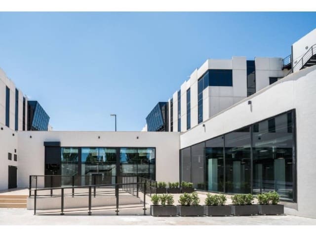 Office for rent in Pozuelo de Alarcón with garage - € 20,000 (Ref: 5489309)