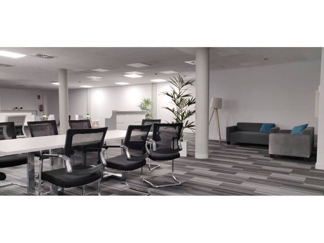Office for rent in Simancas, Madrid city - € 5,616 (Ref: 5532414)