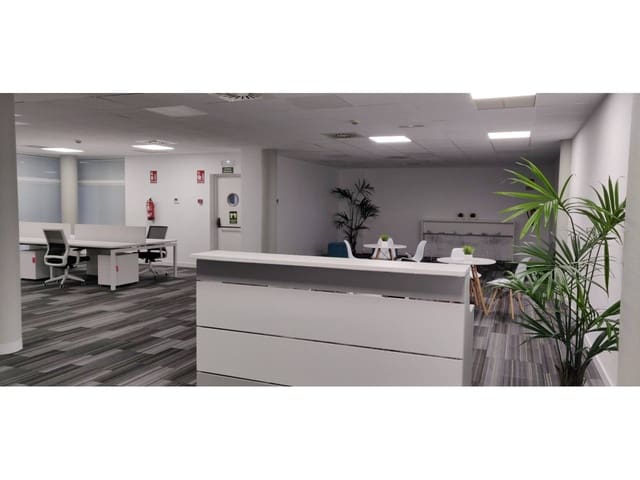 Office for rent in Simancas, Madrid city - € 5,616 (Ref: 5532414)