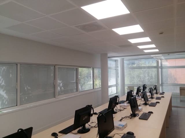 Office for rent in Simancas, Madrid city - € 16,851 (Ref: 5532415)