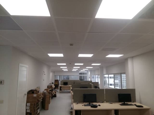 Office for rent in Simancas, Madrid city - € 16,851 (Ref: 5532415)