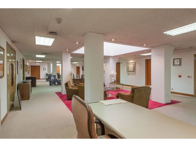 Kontor att hyra i Aravaca, Madrid stad - 36 989 € (Ref: 5536827)