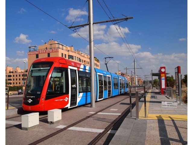 Kontor att hyra i Valverde, Madrid stad med garage - 6 090 € (Ref: 5540870)