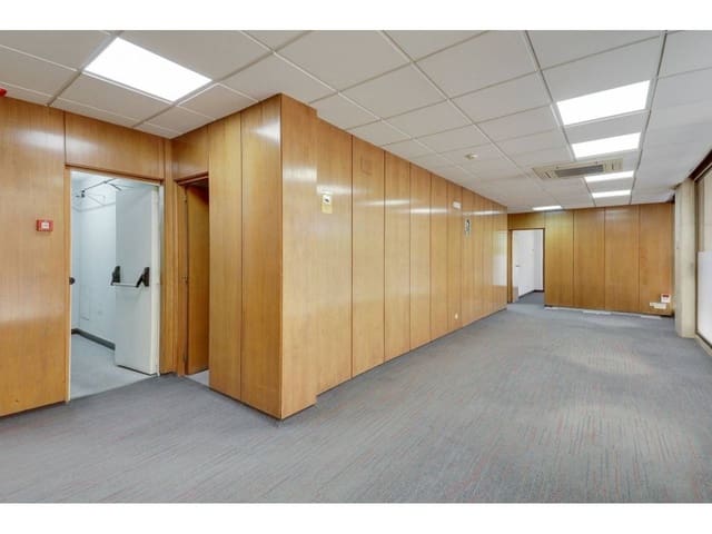 Kontor til leje i Ciudad Jardín, Madrid by - € 7.648 (Ref: 5540878)