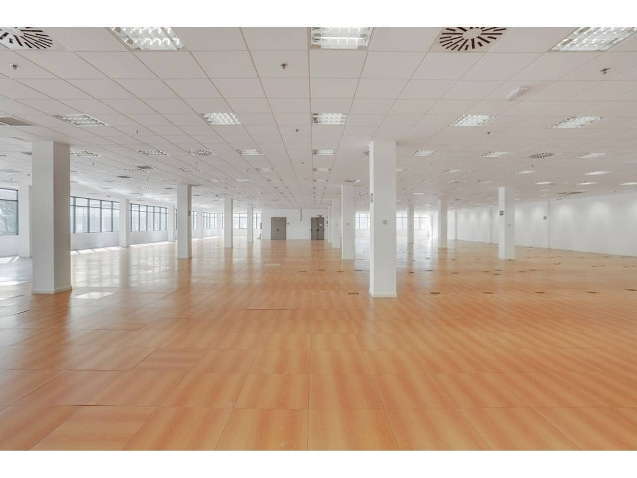 Office for rent in Alcobendas - € 16,000 (Ref: 5546144)