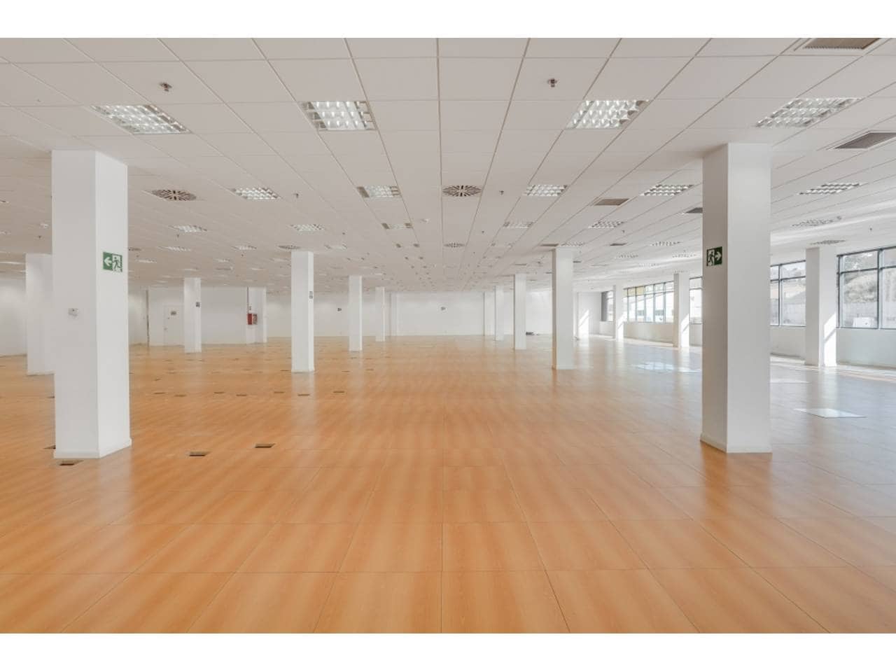 Office for rent in Alcobendas - € 9,400 (Ref: 5546146)