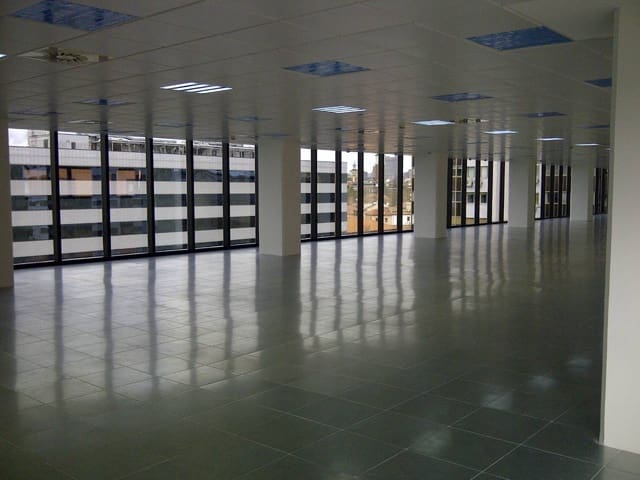 Kontor til leie i Simancas, Madrid by - € 6 838 (Ref: 5564836)