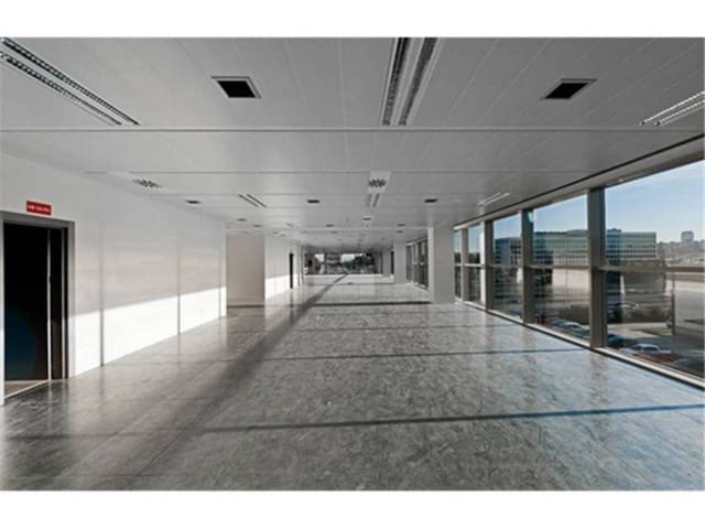 Kontor att hyra i Valverde, Madrid stad - 20 500 € (Ref: 5567219)