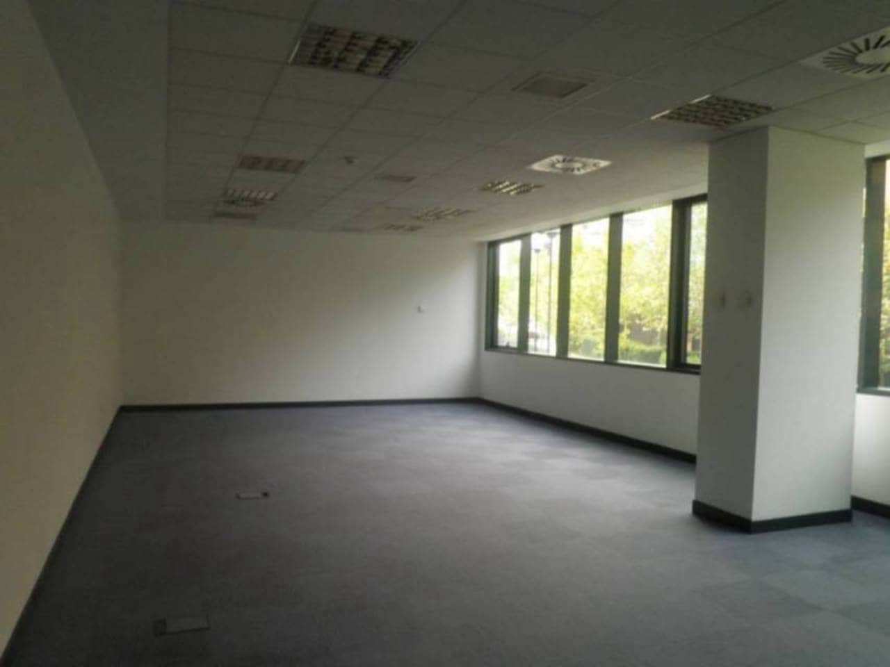 Kontor til leje i La Moraleja med garage - € 2.093 (Ref: 5592623)