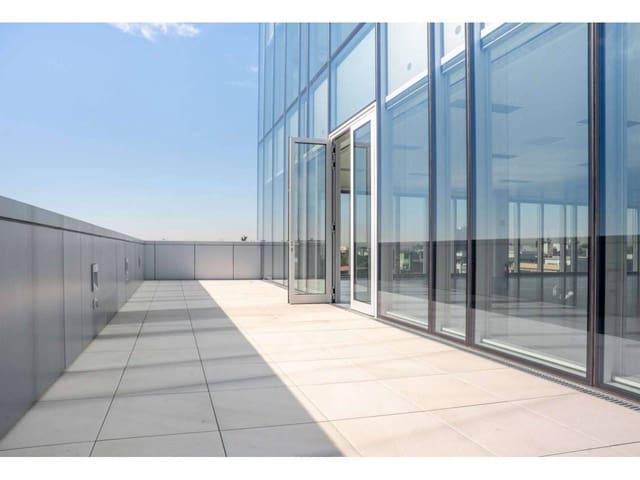 Kontor til leie i Arcos, Madrid by - € 25 190 (Ref: 5602779)